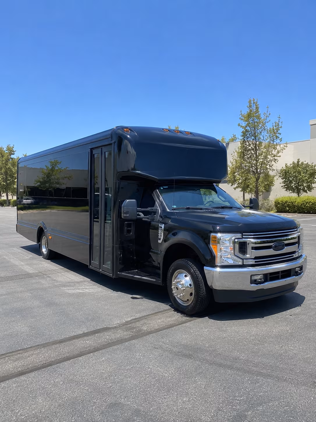 Oklahoma City Wedding Transportation party bus exterior